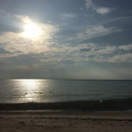 Hutkins Beach