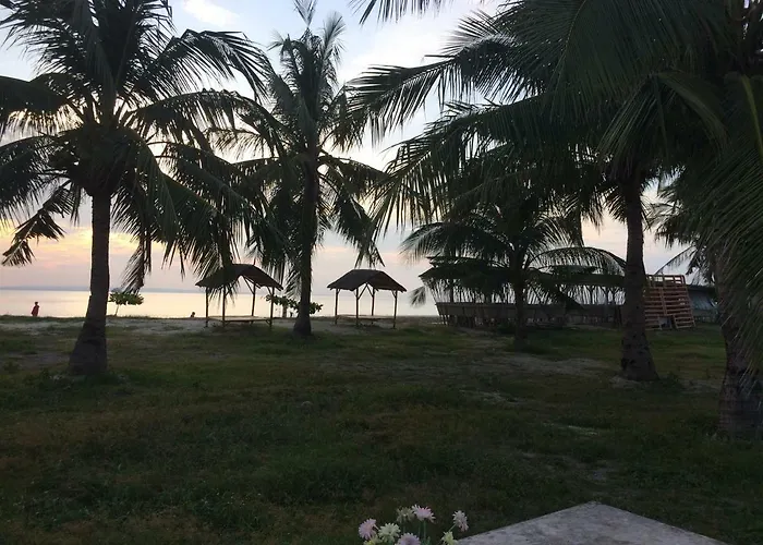 Resort Hutkins
