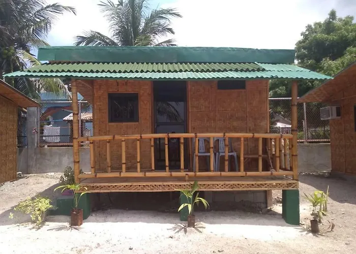 Hutkins Resort *