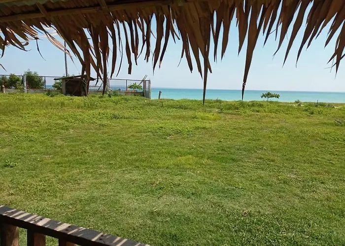 Resort Hutkins Santa Fe (Cebu)
